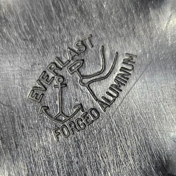 Vintage Everlast Forged Aluminum Bamboo Design Covered Dish 12"x9" Mid-Century - Picture 7 of 7